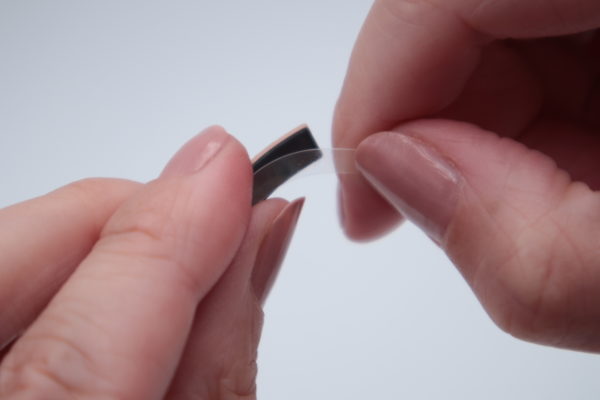 Bandes adhésives hypoallergéniques